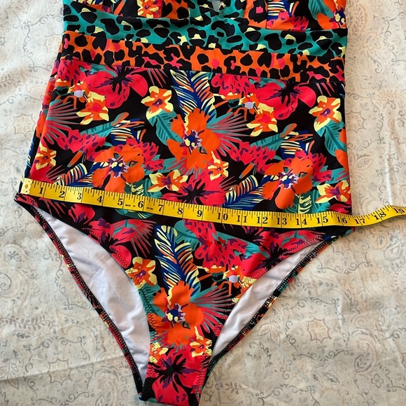 Red and Orange One Piece Swimsuit with‎ Plunging V-Neck - Picture 5 of 11